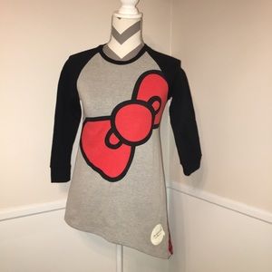 *SALE* HELLO KITTY | Fleece bow front kitty back.
